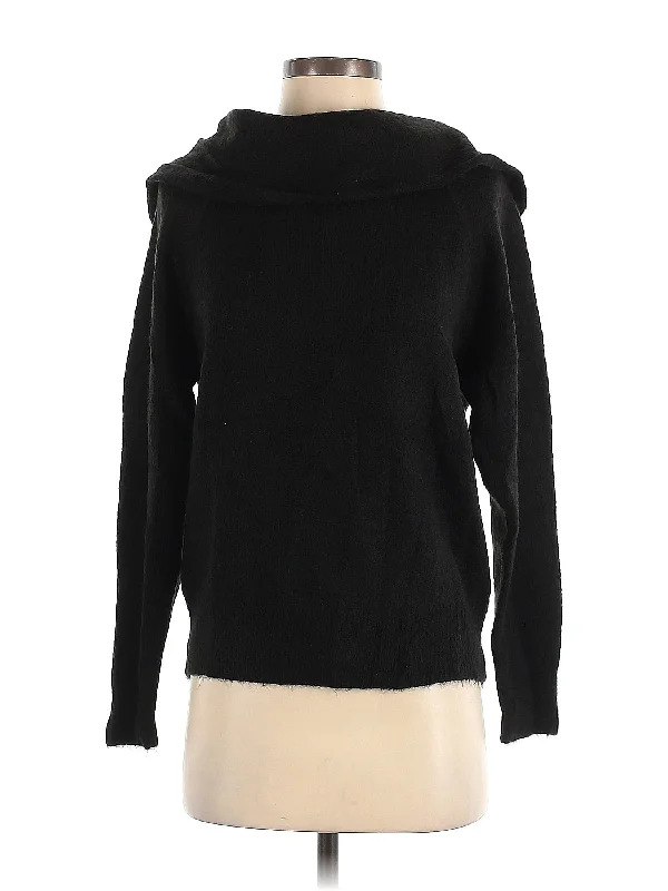 Hurry In trendy puffer coatTurtleneck Sweater