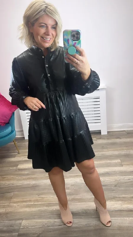 Final Markdown comfy maxi dressAlesha Smock Dress (Black)