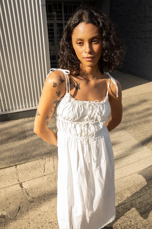 Weekend Deal casual shift dressRUCHED MIDI DRESS