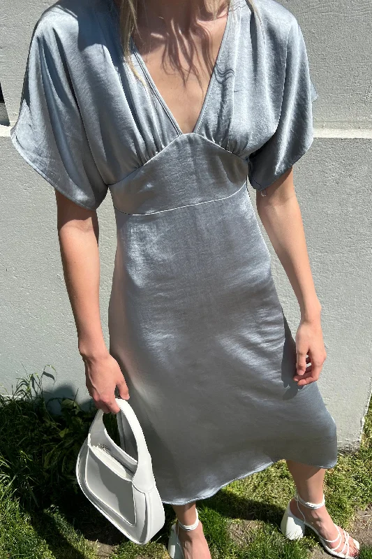 Closeout denim dressSATIN BUTTERFLY SLEEVE MIDI DRESS