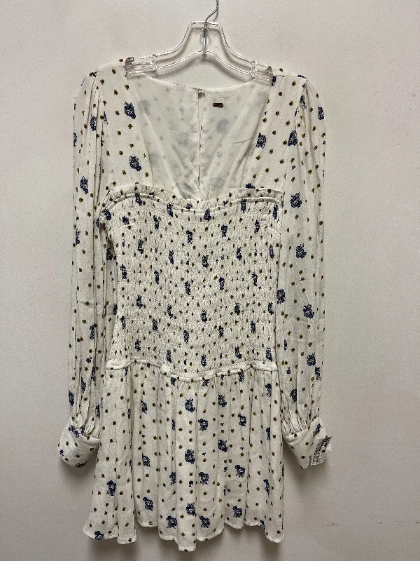 Crazy Savings winter dressDress Casual Short By Free People In Cream, Size: M