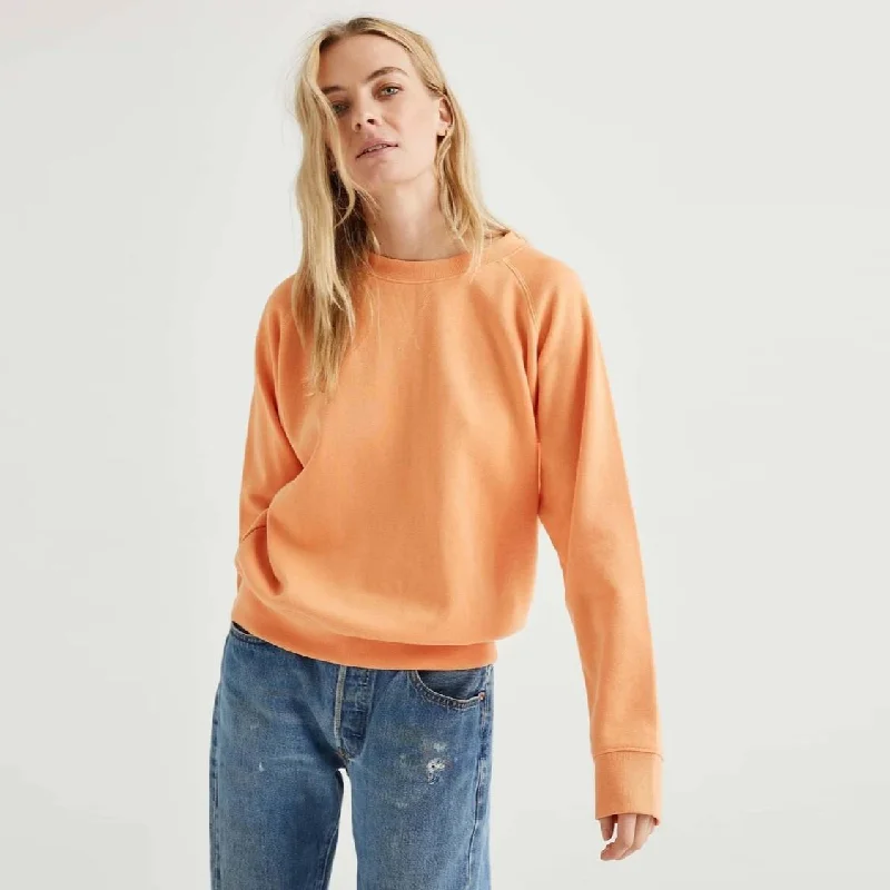 Amazing Deals Crewneck Fleece Sweatshirt (Canteloupe)