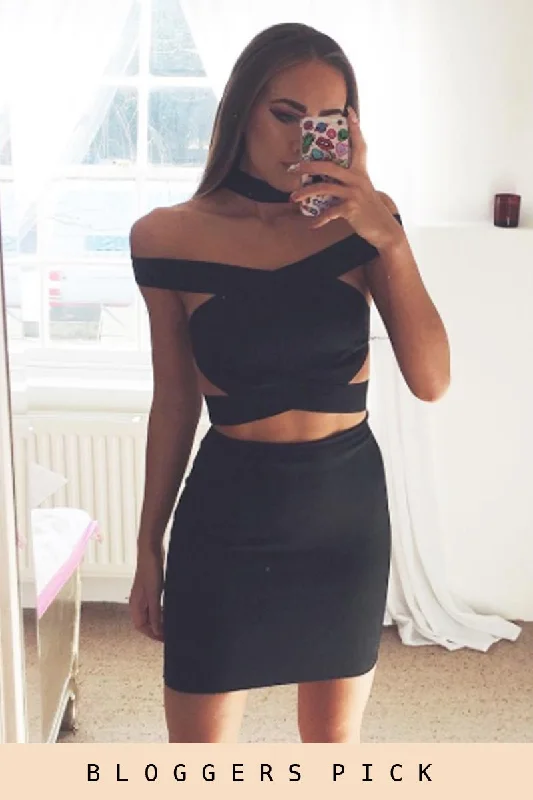 Fantastic Deals long-sleeve floral dressBlack Cut Out Bandage Dress - Ainsley