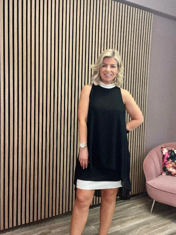 Best Seller ruffle dressGelatina High Neck Dress (Black/Cream)