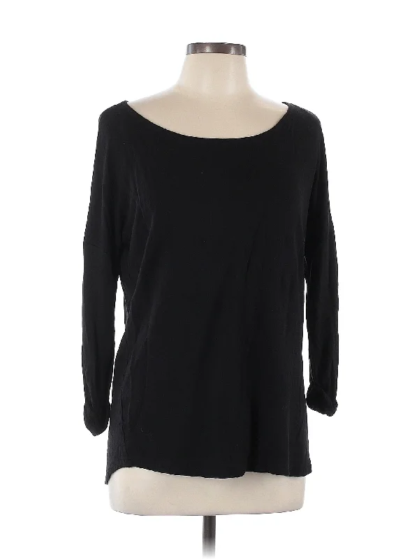 Limited Availability contemporary coatPullover Sweater