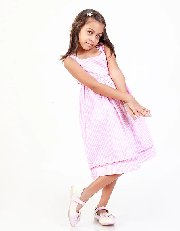 Online Exclusive sleek dressCotton Sleeveless Dress