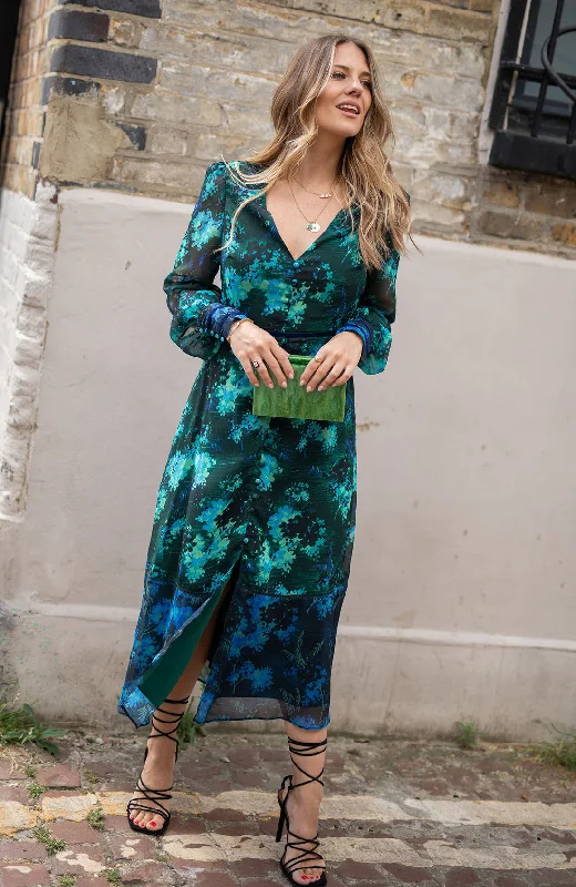 Quick Sale spaghetti strap dressThe Babette Contrast Print Button Front Midi Dress Curve