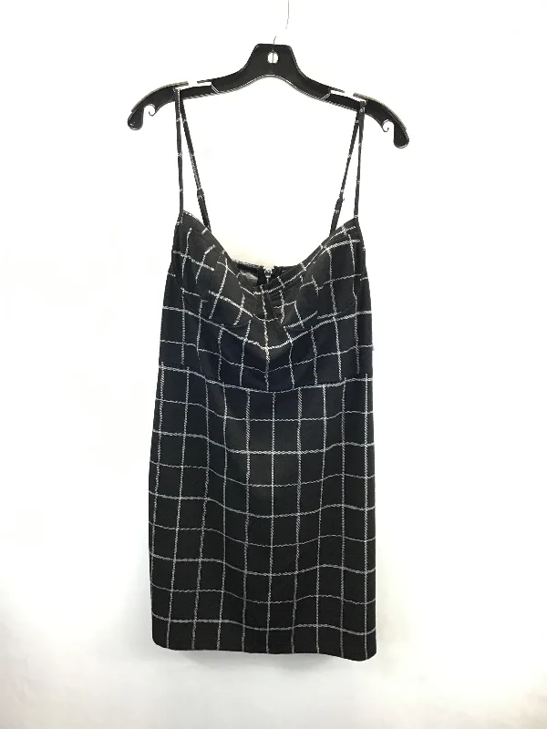Weekend Deal statement dressDress Casual Short By Wild Fable In Plaid, Size: Xl