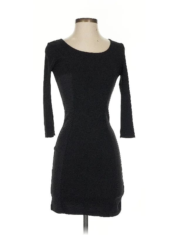 Price Slash fashion-forward coatCasual Dress