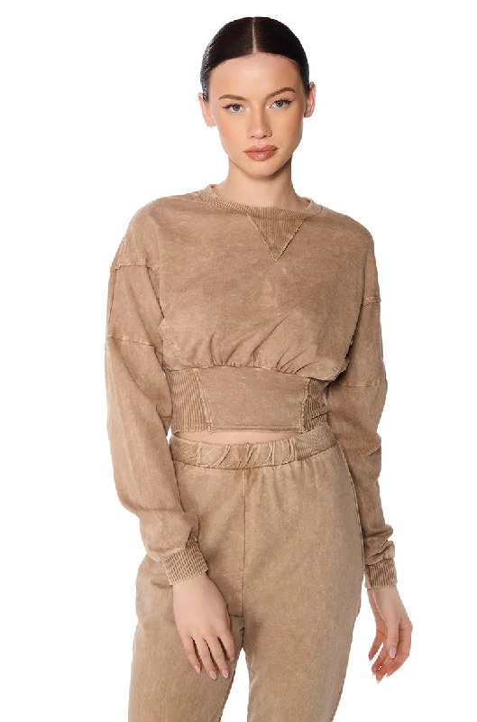 Online Exclusive SO LOW KEY CREW NECK SWEATSHIRT