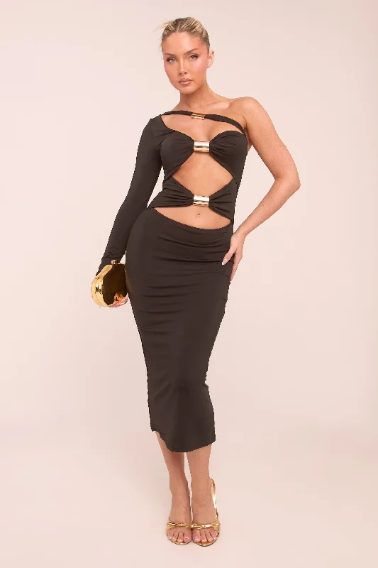 Deal Zone pleated maxi dressBlack One Shoulder Cut Out Metal Trim Midi Dress - Mavis Deal Zone pleated maxi dressBlack One Shoulder Cut Out Metal Trim Midi Dress - Mavis
