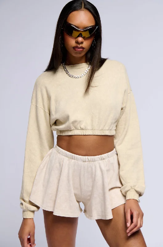 Stock Up and Save MYSTERY GIRL MINERAL WASH CROPPED SWEATSHIRT IN IVORY