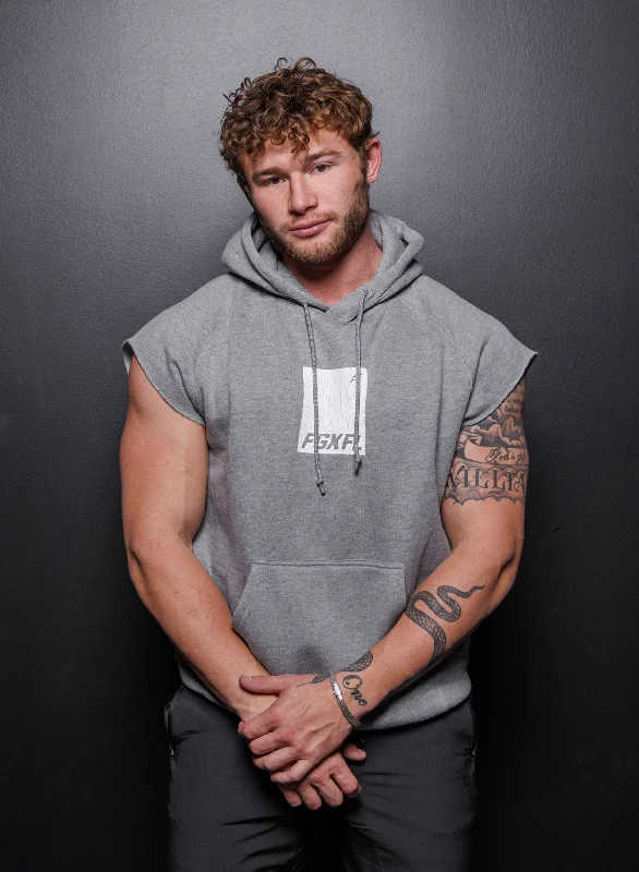 Bargain Bin KNOCKOUT SLEEVELESS SWEATSHIRT - GREY