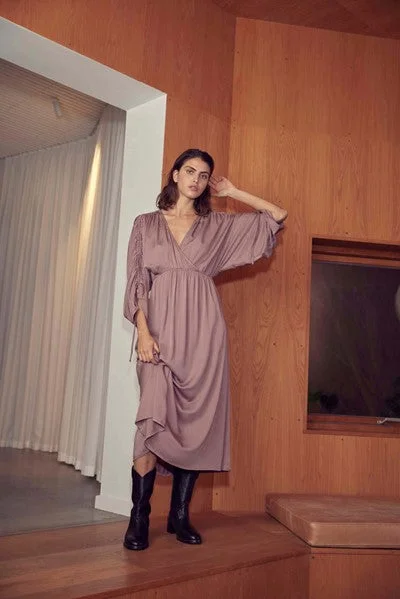 New Deals long sleeve dressMATEA MIDI DRESS (MAUVE)