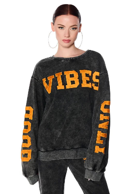 Today’s Deal GOOD VIBES ONLY CLUB MINERAL WASH SWEATSHIRT